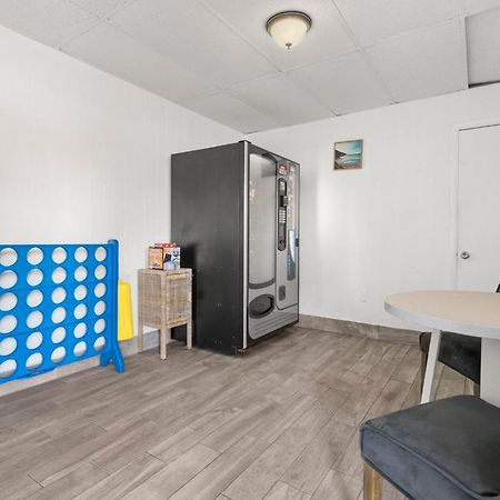 Вилла 2B1B Stylish Little House W Shared Pool 511 Клируотер Экстерьер фото